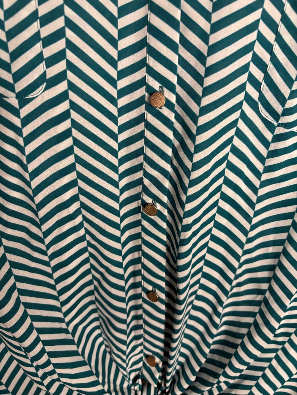 Investments Teal and White Chevron Blouse - Picture 2 of 6